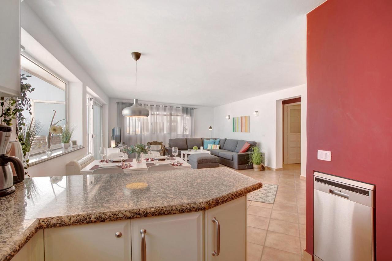 Apartment Seaside 로스 레알레호스 외부 사진